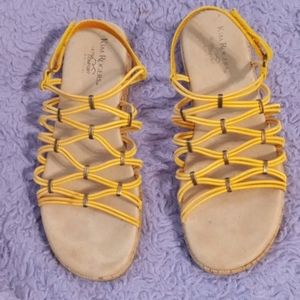 Kim Rogers Sandals Size 9M yellow waffle design
